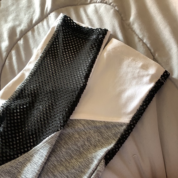 PINK Mesh Leggings - Picture 2 of 6